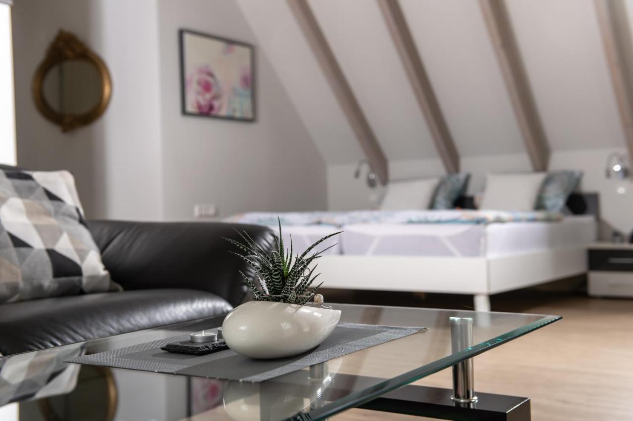 Ferienwohnung Tonart Sommerach Ngoại thất bức ảnh